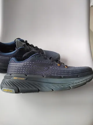 Zapatillas Skechers Gor un Max Cuestión Good Year