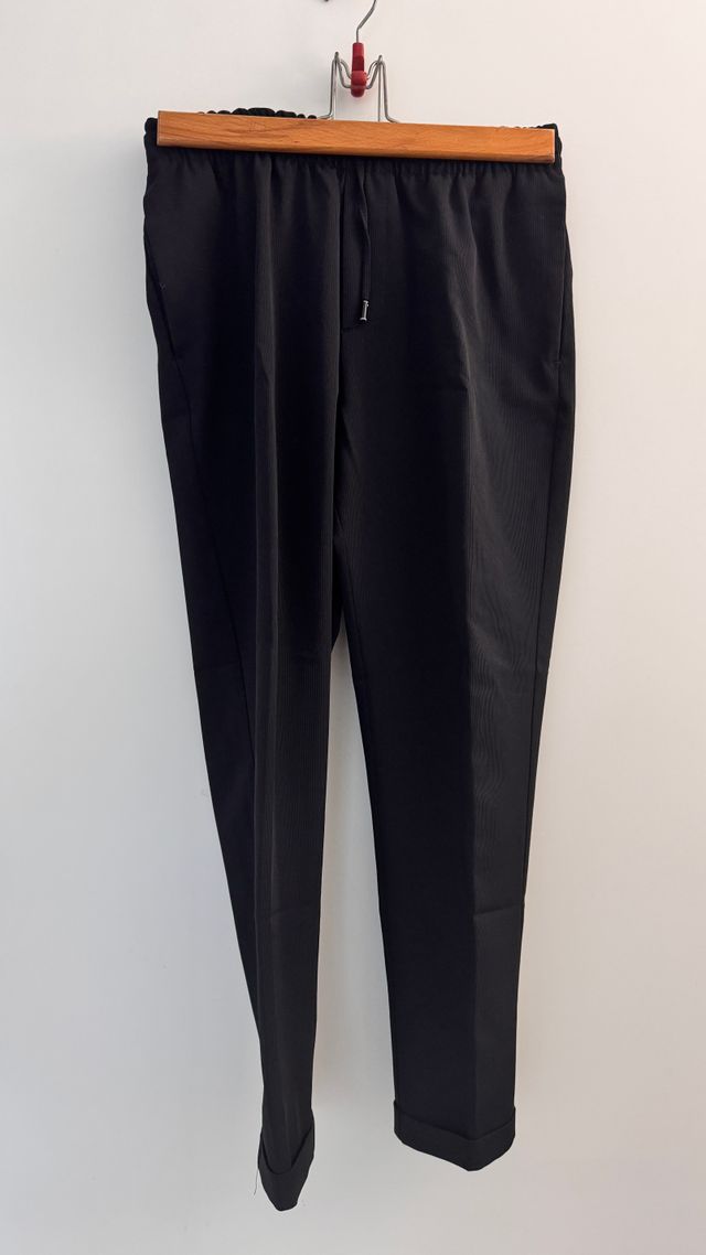 Pantalón jogger Zara negro
