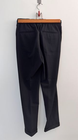 Pantalón jogger Zara negro