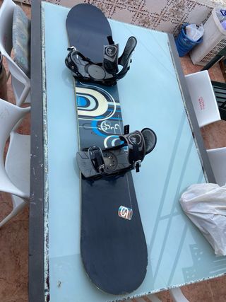 Snowboard Salomon 160cm con funda