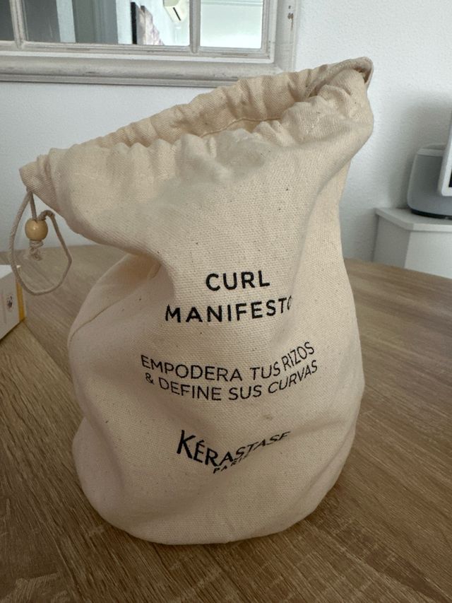 Neceser Kérastase Curl Manifesto Cabello Rizado