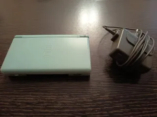 Nintendo DS Azul y negro SOLO EN JEREZ