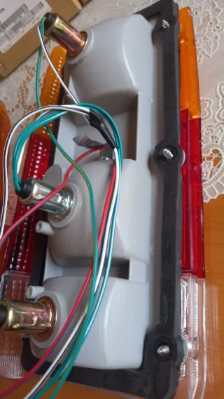 Pilotos Traseros Completos para Nissan Patrol