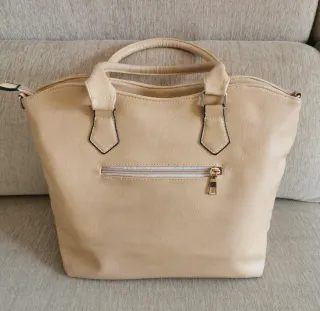 Bolso grande de hombro beige