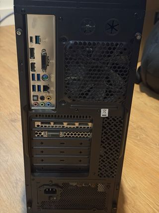 PC Workstation/Gaming 64GB DDR4 i7700k 1060