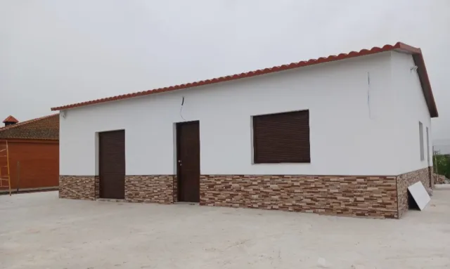 Casas prefabricadas.  Terreno rústico . Sevilla
