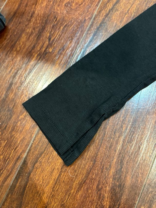 Jersey cuello alto Calvin Klein negro