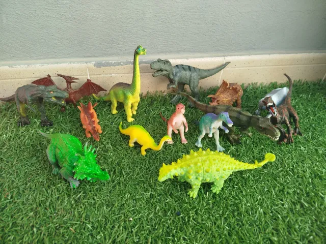 Lote dinosaurios pequeños