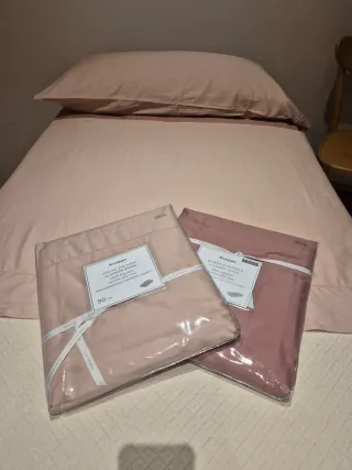 2 Juegos Sábanas Satén y colchas 90cm Nuevos