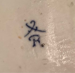 Antigua Huevera Porcelana