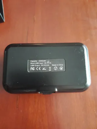 Cargador auriculares negro