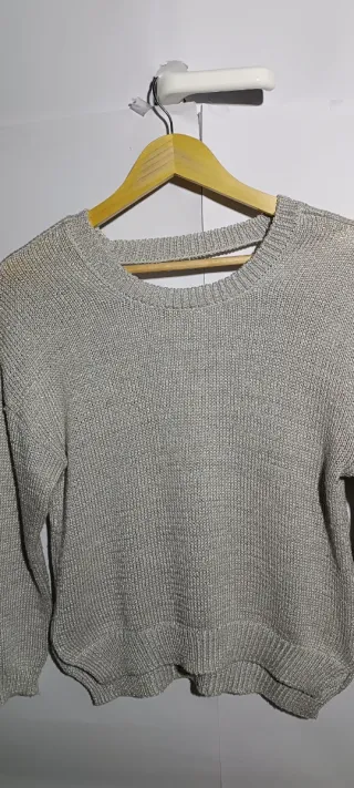 Jersey Bershka gris claro talla M