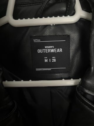 Cazadora cuero mujer negra