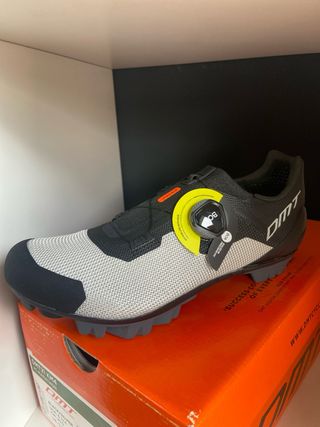 Zapatillas DMT KM4 Talla 40