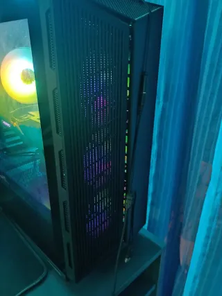 PC Gaming Negro con RGB
