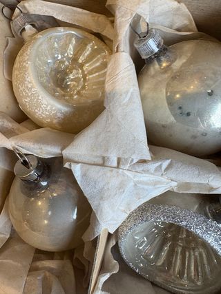 12 Bolas Navidad Vintage Crudo 6 Unidades vidrio