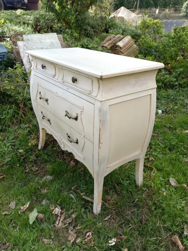 Cómoda Francesa Antigua Madera Beige y Oro