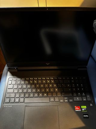 Portátil Gaming HP Victus 16-s0018ns