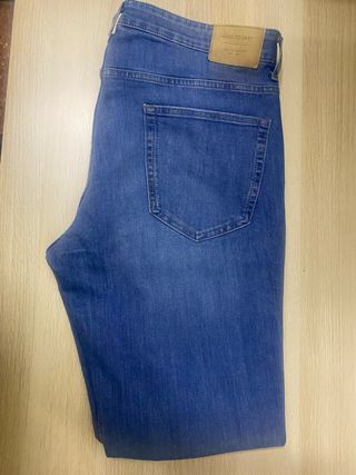 Pantalón vaquero azul