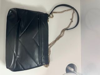 Bolso de hombro negro