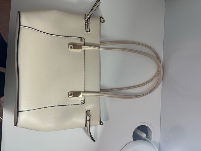 Bolso de hombro negro