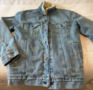 Chaqueta vaquera con forro sherpa