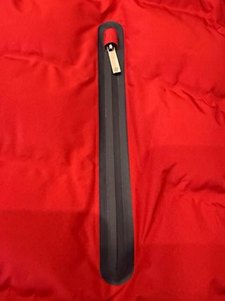 Plumas Lion of Porches Rojo