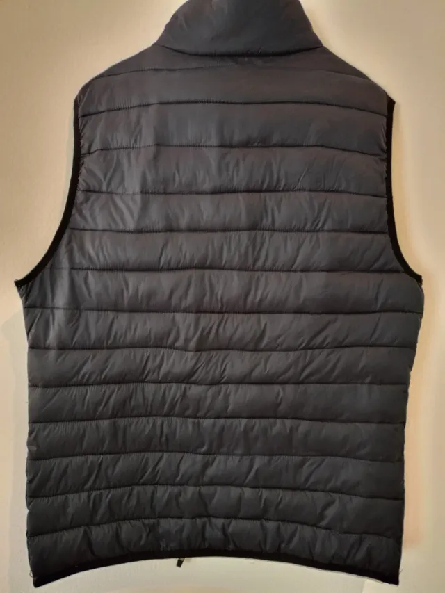 Lote 2 Chalecos Hombre Bershka Talla M