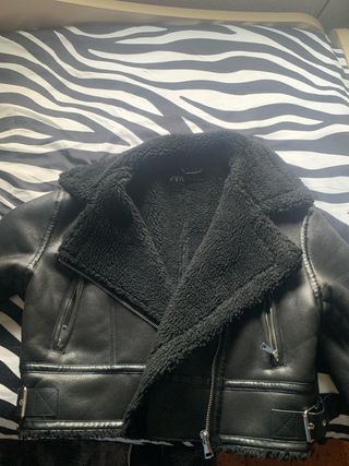 Cazadora Zara Piel Forrada Negra