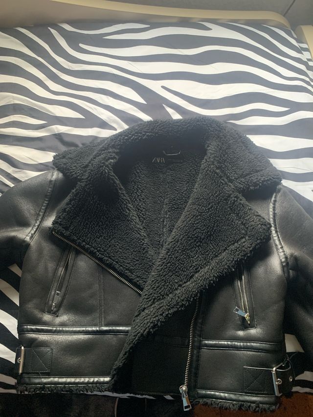 Cazadora Zara Piel Forrada Negra