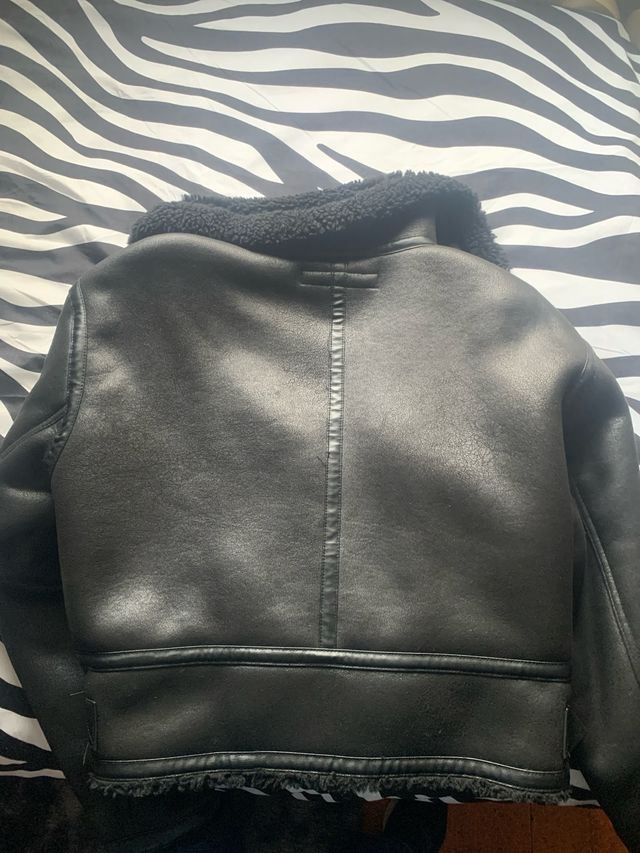 Cazadora Zara Piel Forrada Negra