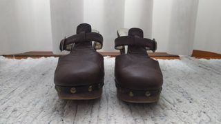 Sandalias marca FO, piel, tacón plataforma, marrón