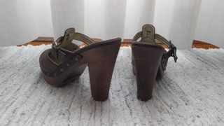 Sandalias marca FO, piel, tacón plataforma, marrón