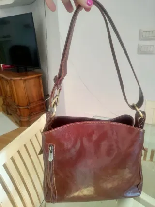 Borsa artigianale in pelle marrone