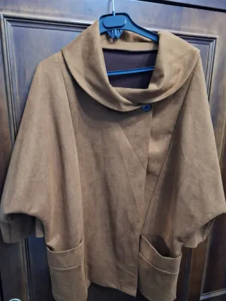 Bonita chaqueta marrón