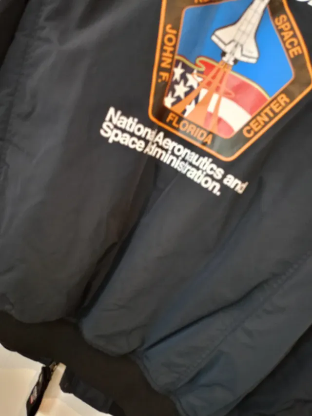 Chaqueta Bomber NASA Hombre Negra Multicolor