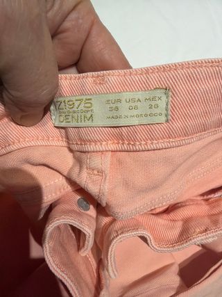 Pantalón vaquero mujer rosa