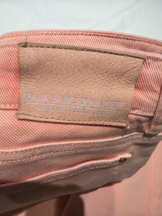 Pantalón vaquero mujer rosa