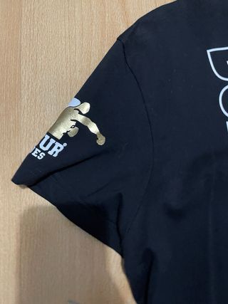 Camiseta Boxeur Des Rues Negra y Dorada