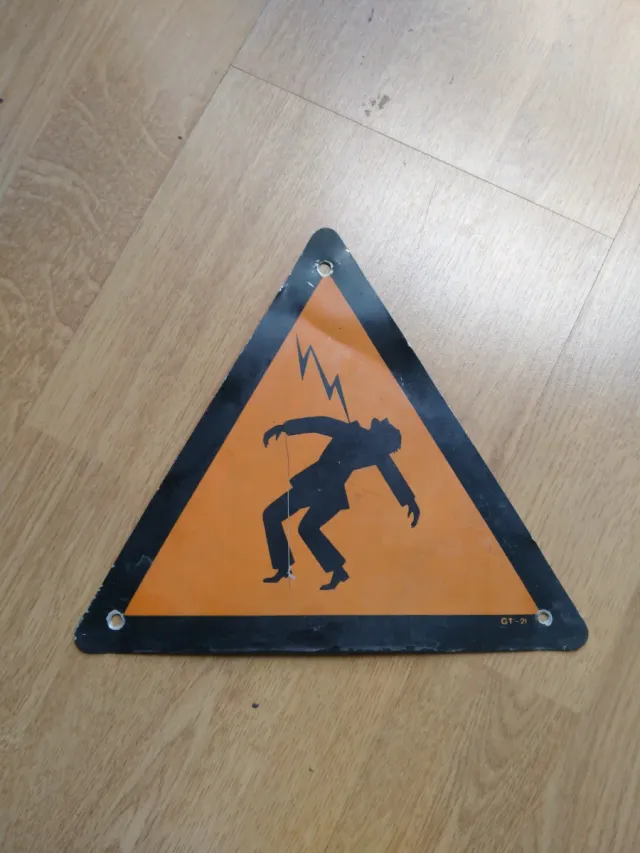 Segnale di Pericolo Alta Tensione