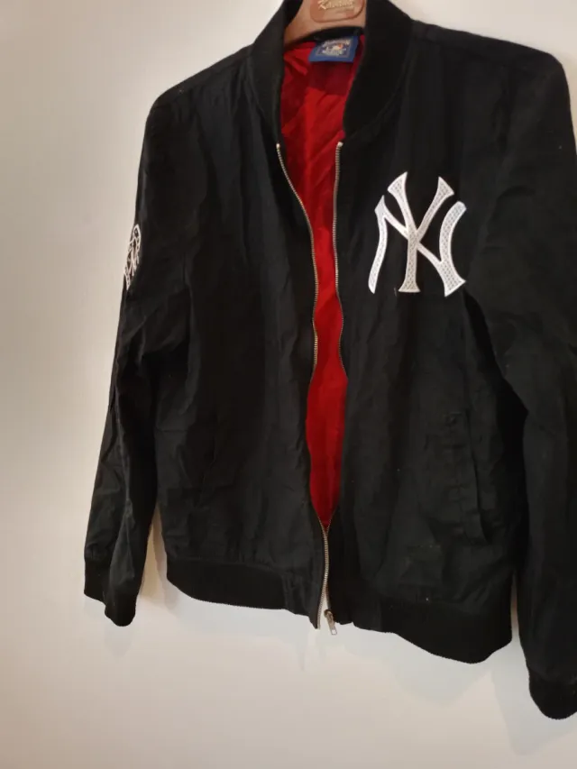 Chaqueta Bomber Majestic Yankees Negra Roja