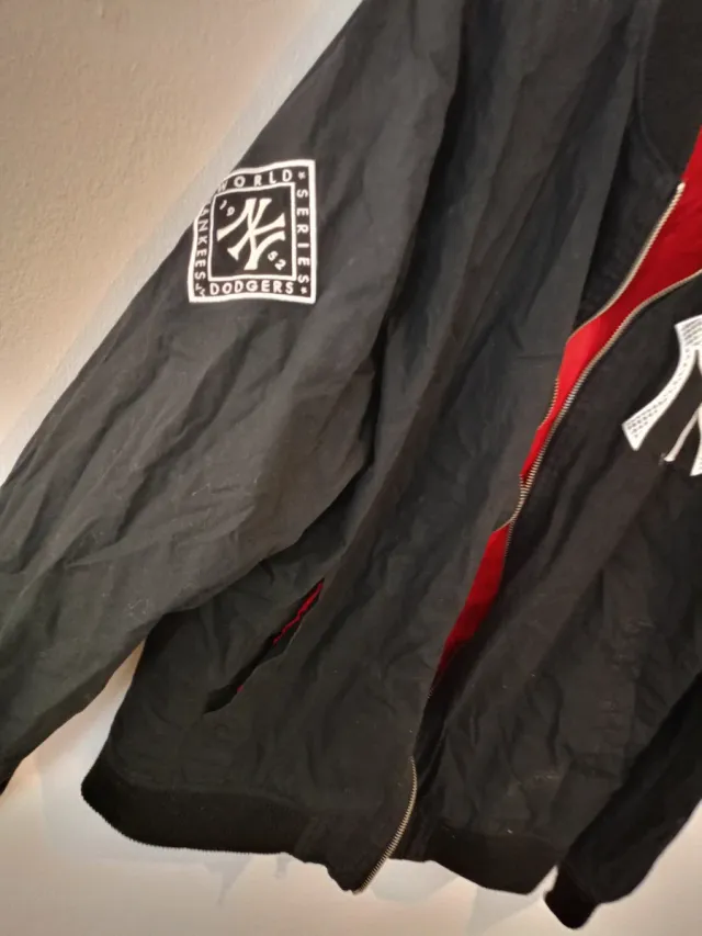 Chaqueta Bomber Majestic Yankees Negra Roja