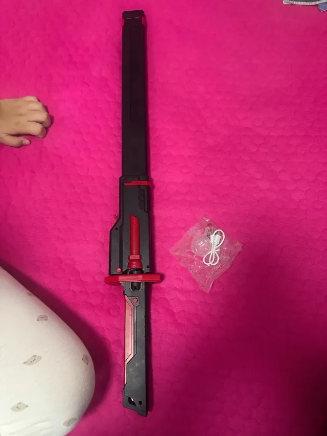 Espada de juguete con luz LED