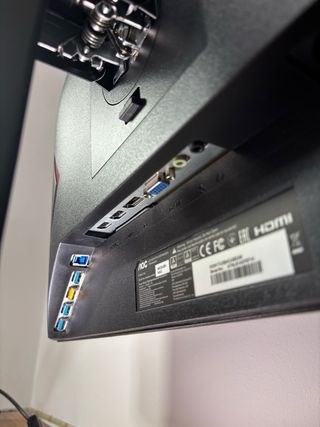 Monitor Gaming AOC 24G2U 24 FullHD 144Hz