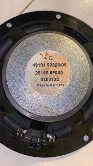 Altavoces Nissan Micra K11