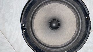 Altavoces Nissan Micra K11