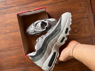 Nike Air Max 95 Blancas y Grises