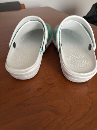 Zuecos Sanitarios Suecos Talla [Talla] - ¡Como Nue