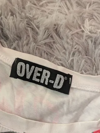 Camiseta OVER-D Estampado Onomatopeyas