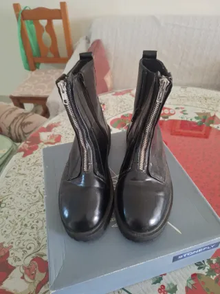 Botas Stonefly negras con cremallera